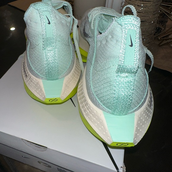 Nike Air Zoom shoes. These shoes are brand new. They have never been worn. - Picture 3 of 6